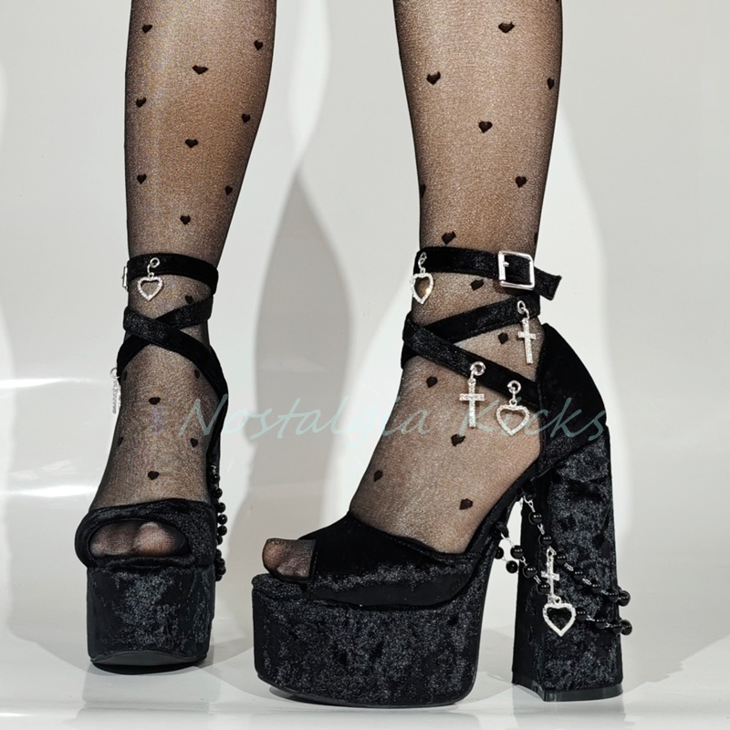 Gothic Black Velvet Platform H - Women'S Fashion Line reseña y precio