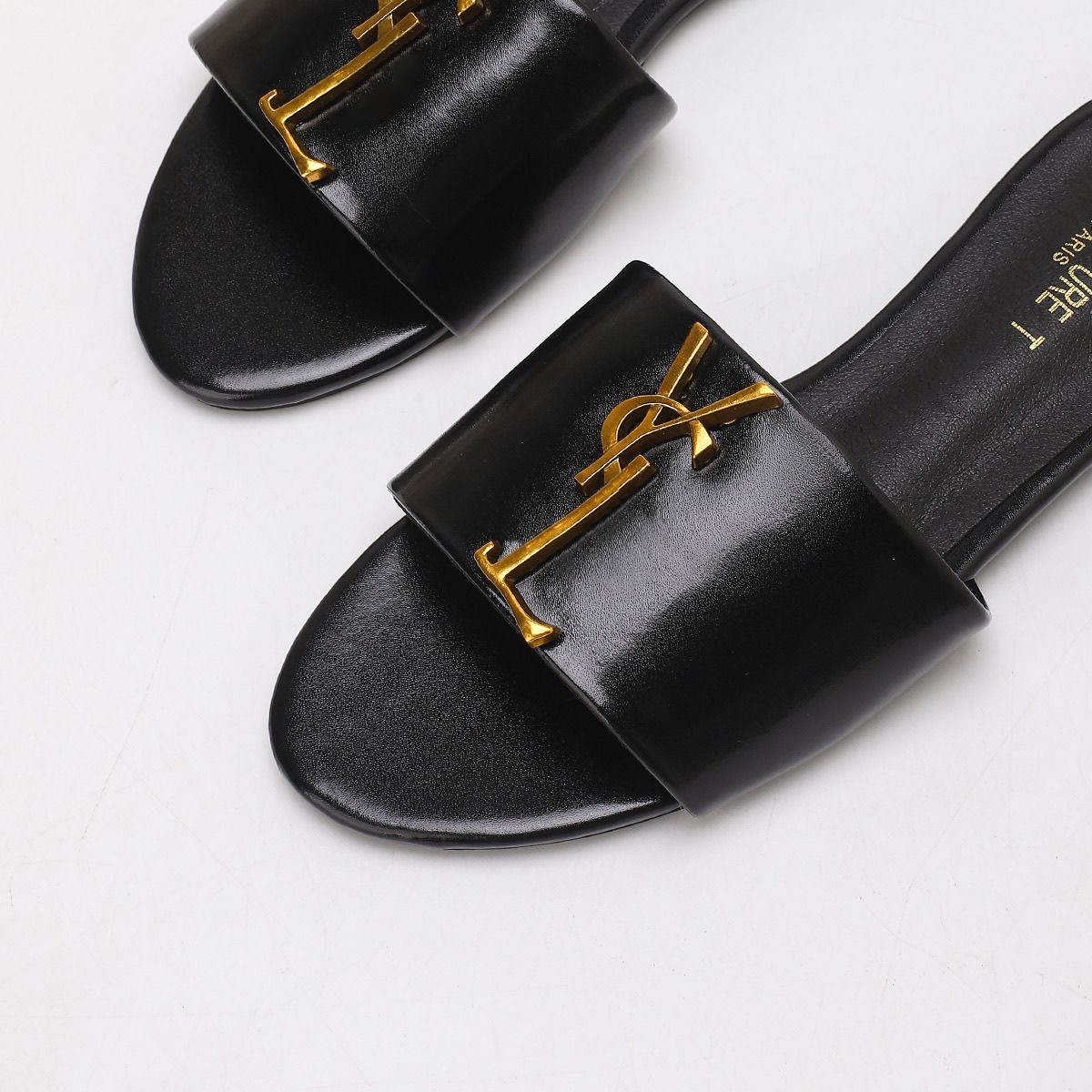 New Women's Shoes At The 2026  - Women'S Fashion Week Paris reseña y precio