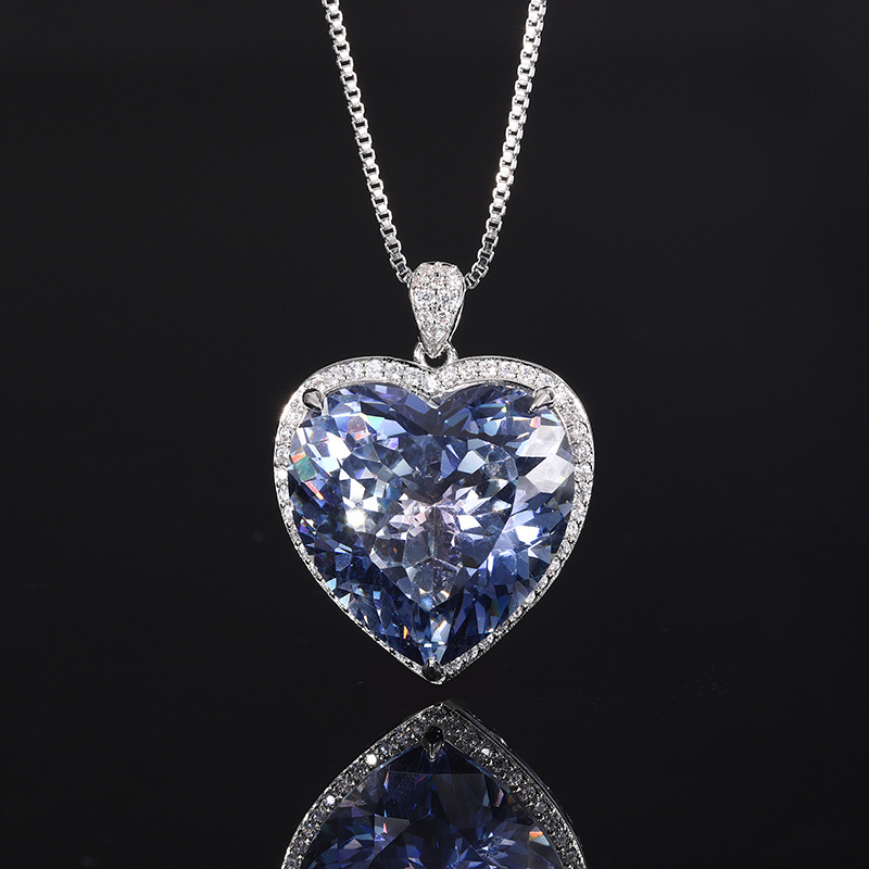 Shiny Cut Heart Pendant Neckla - Women'S Fashion Jewellery reseña y precio